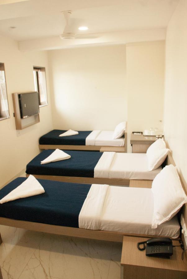 City Hotel Mumbai Ngoại thất bức ảnh