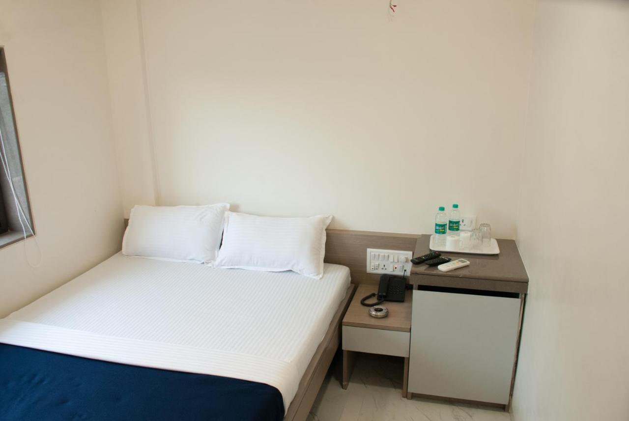City Hotel Mumbai Ngoại thất bức ảnh