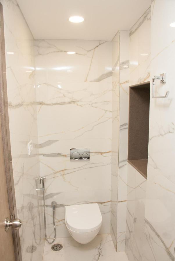 City Hotel Mumbai Ngoại thất bức ảnh