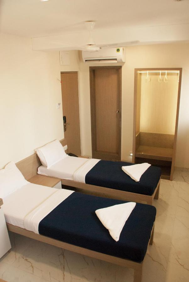City Hotel Mumbai Ngoại thất bức ảnh