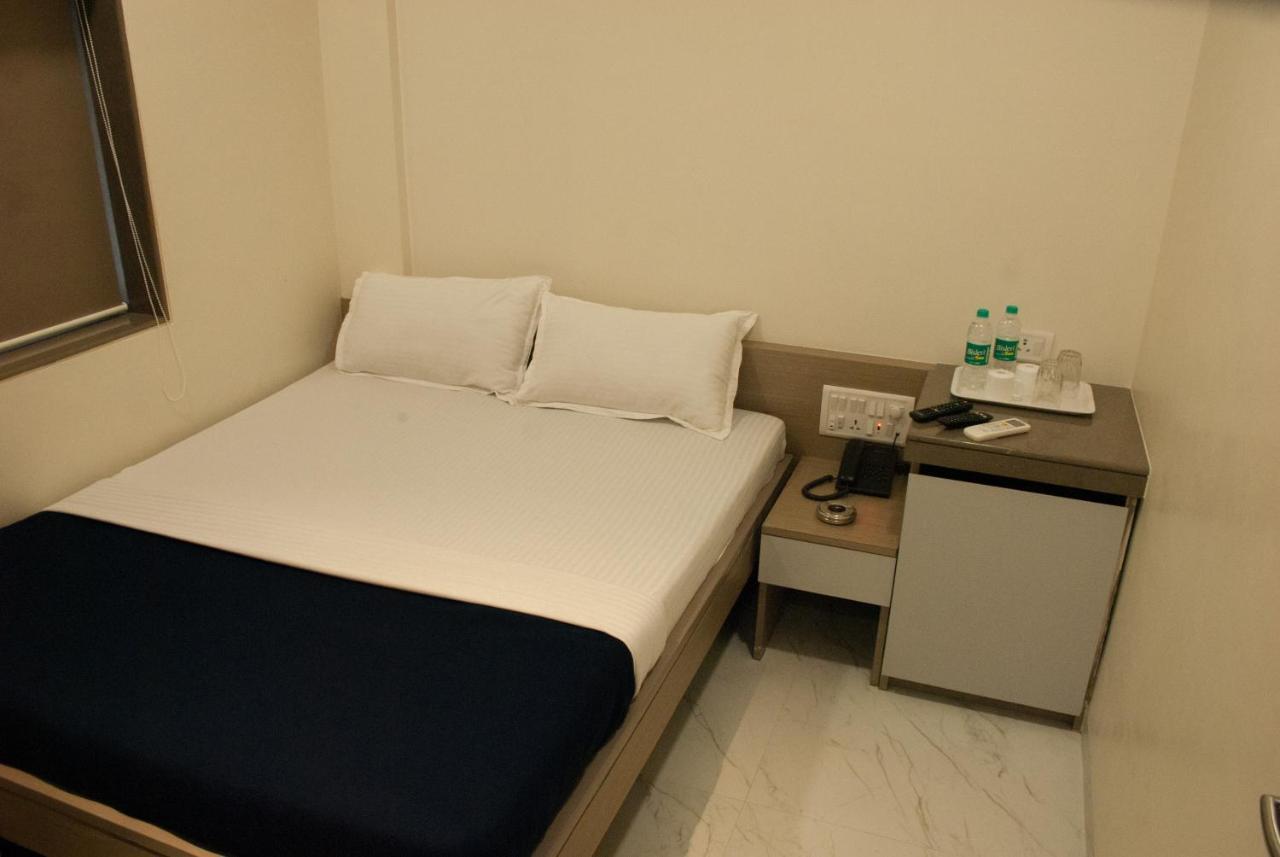 City Hotel Mumbai Ngoại thất bức ảnh